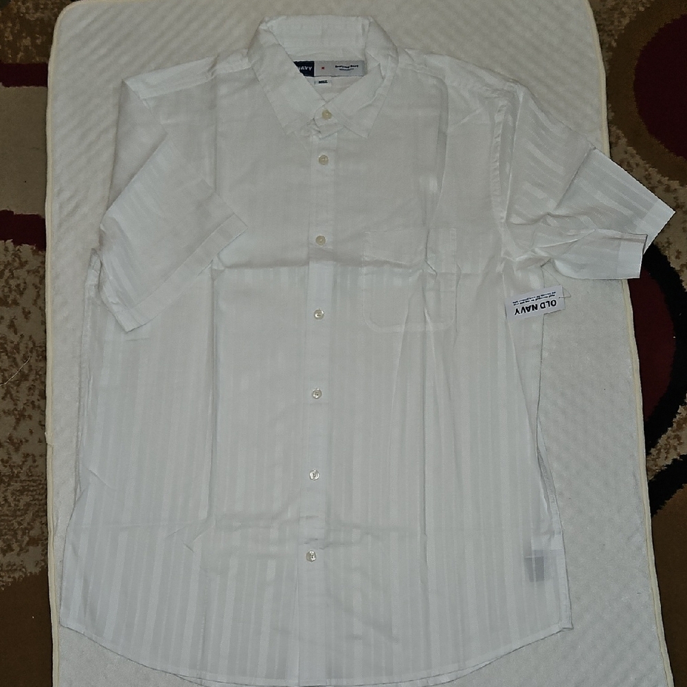 Old Navy Men's White Button Down Shirt